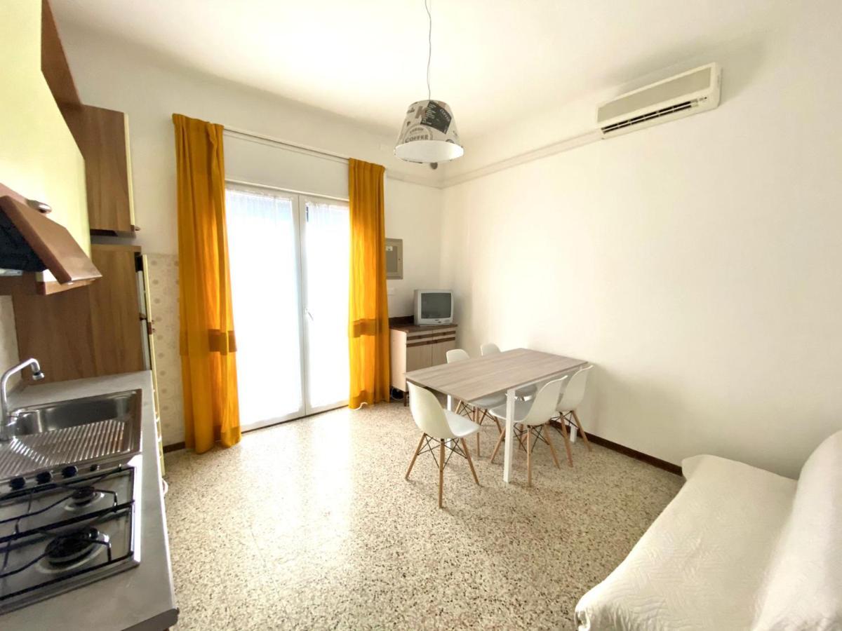 Euroresidence - Piazza Mazzini- 30 Mt Dal Mare - Immobil Relax Lido di Jesolo Zewnętrze zdjęcie