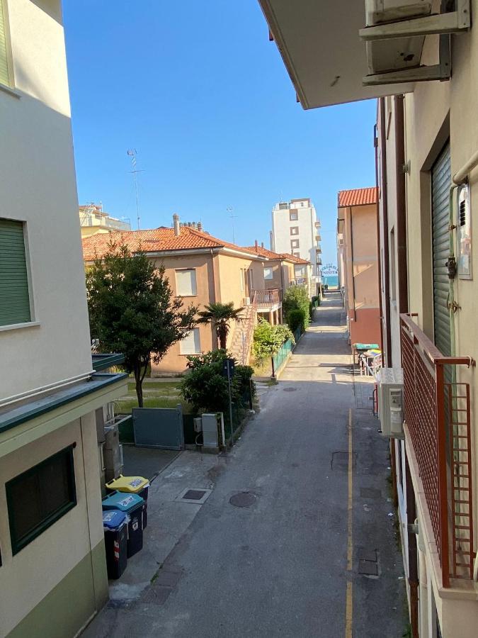 Euroresidence - Piazza Mazzini- 30 Mt Dal Mare - Immobil Relax Lido di Jesolo Zewnętrze zdjęcie
